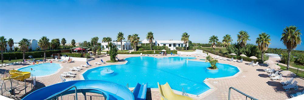 Alba Azzurra - Cdshotels Torre dell'Orso Eksteriør bilde