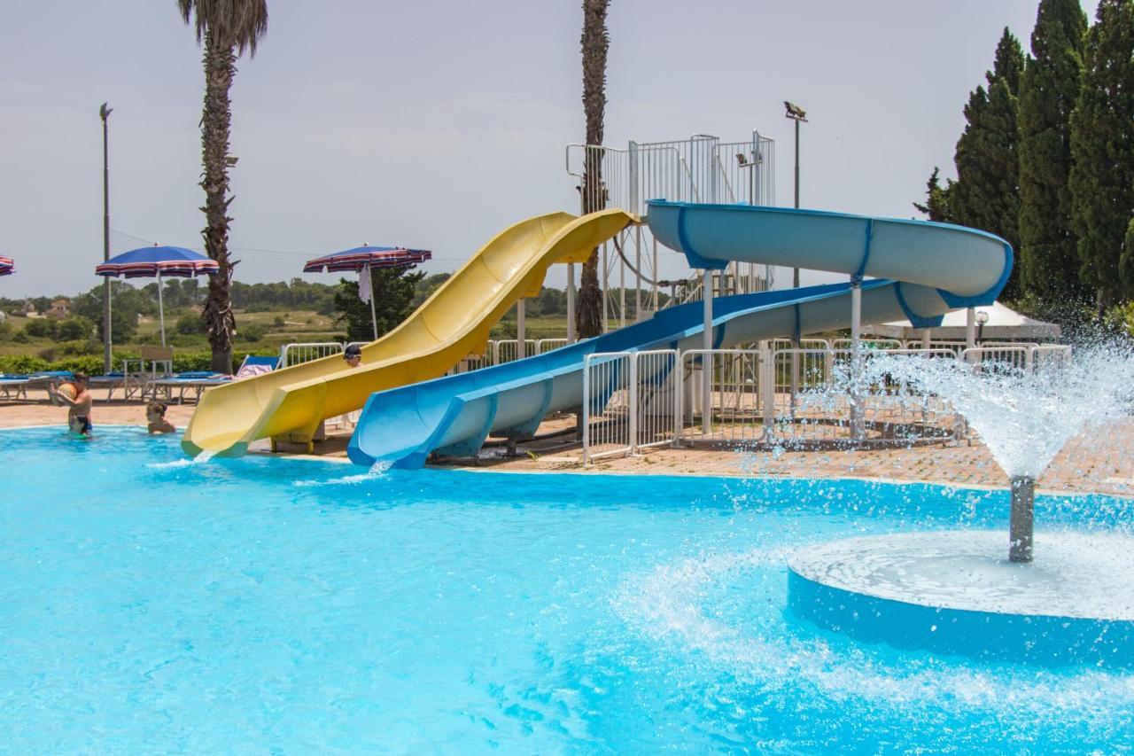 Alba Azzurra - Cdshotels Torre dell'Orso Eksteriør bilde