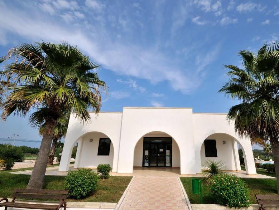 Alba Azzurra - Cdshotels Torre dell'Orso Eksteriør bilde